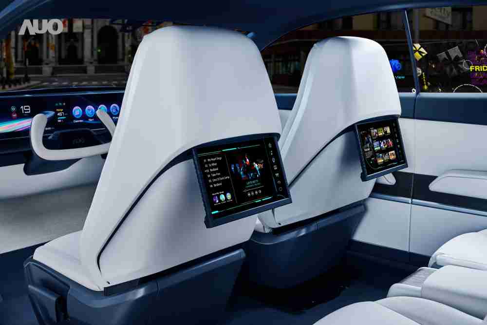 优游UB8将于CES 展示全新Smart Cockpit 2024，，，，可紧密串连使用者多元需求，，，并革新座舱内部的应用和设计，，带来身历其境且引人入胜的视觉飨宴，，，，满足驾乘人员的全方位体验